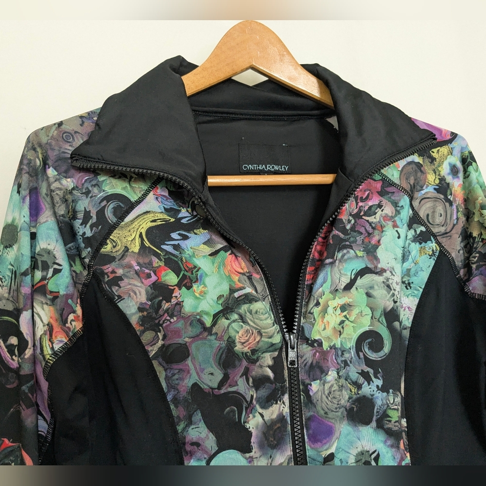 Cynthia Rowley Floral Black Activewear Full Zip Jacket Large - Picture 2 of 10